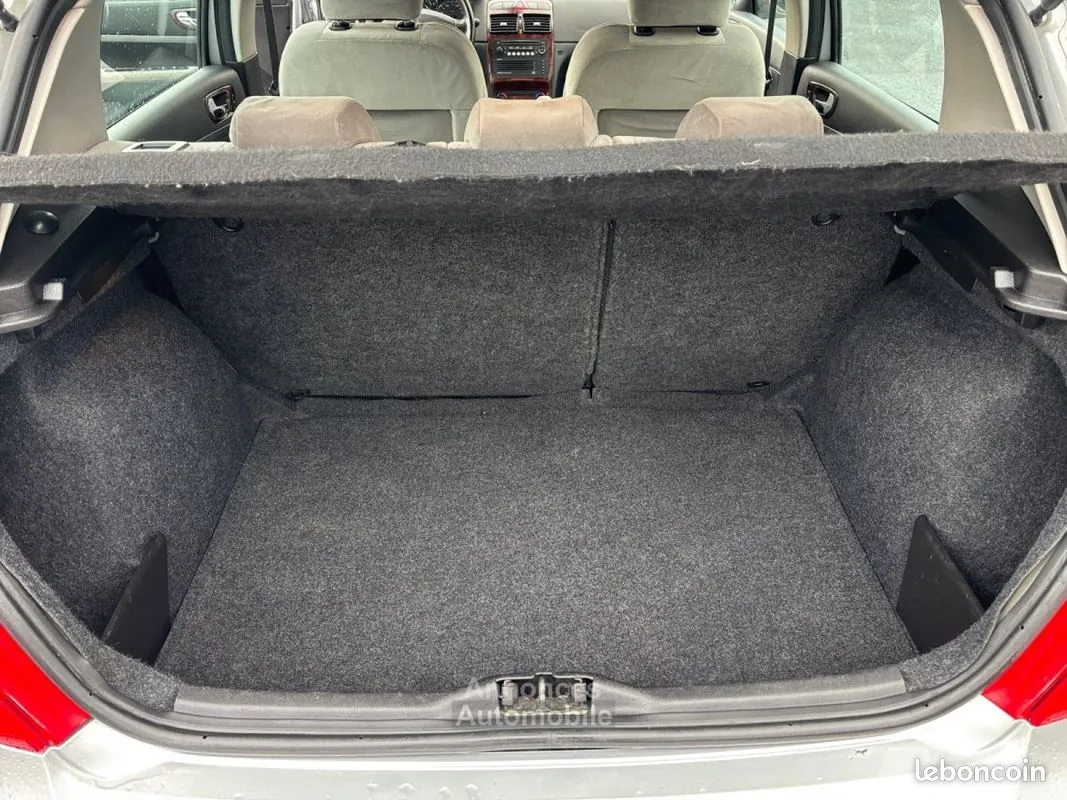 Peugeot 307 2001 photo 2