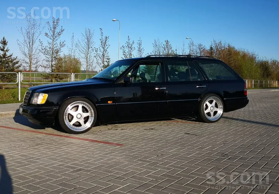 Mercedes-Benz S124 (E-Klase) 1994 photo 5