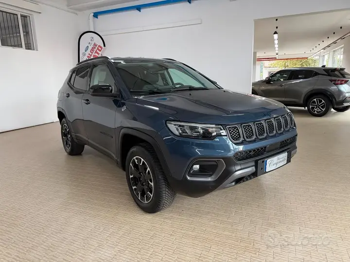 Jeep Compass 2025 photo 2