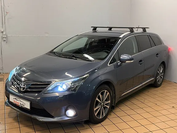 Toyota Avensis 2013 photo 4