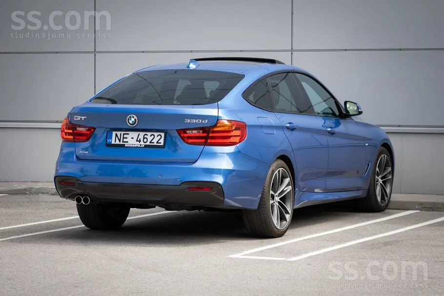 BMW 330 2015 photo 4