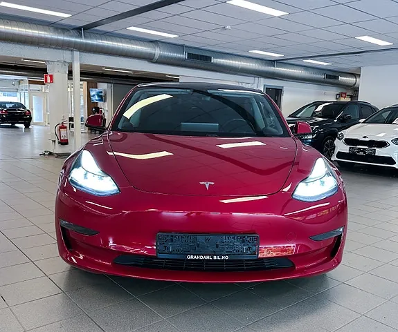 Tesla Model 3 2021 photo 4