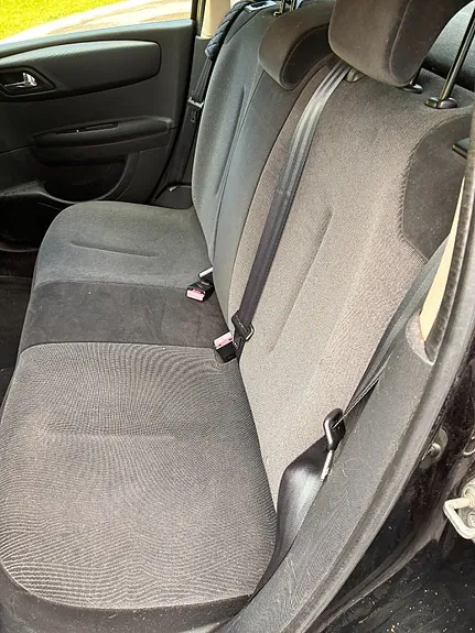 Citroen C4 2010 photo 4