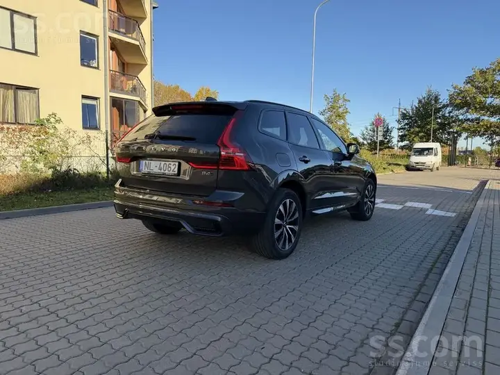 Volvo Xc60 2023 photo 4