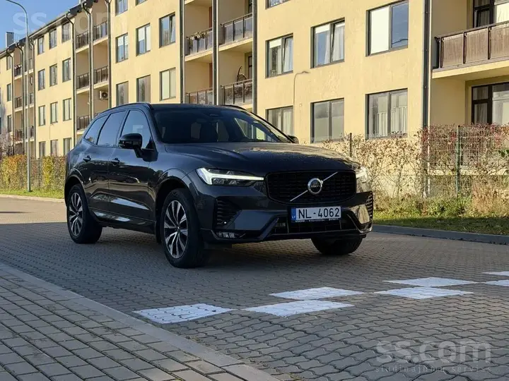 Volvo Xc60 2023 photo 2
