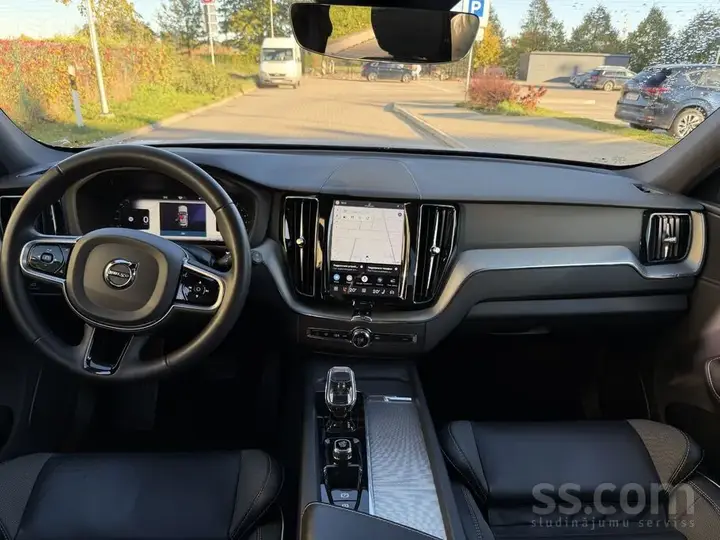Volvo Xc60 2023 photo 5