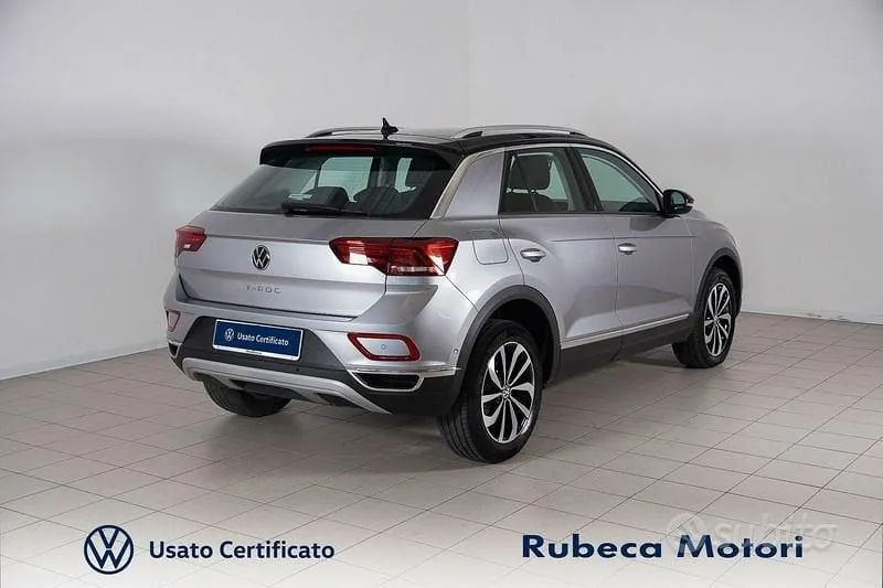 Volkswagen T-Roc 2023 photo 4