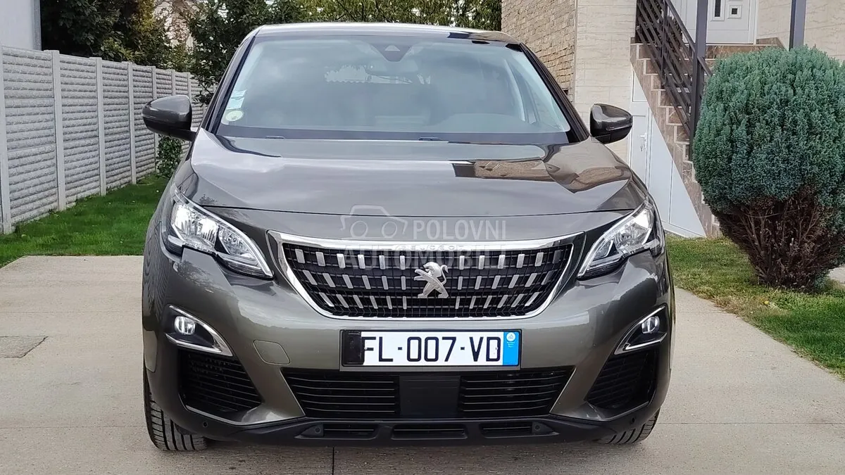 Peugeot 3008 2019 photo 2