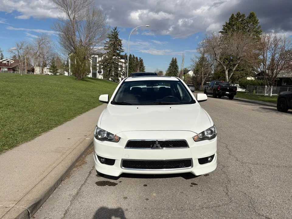 Mitsubishi Lancer 2013 photo 4