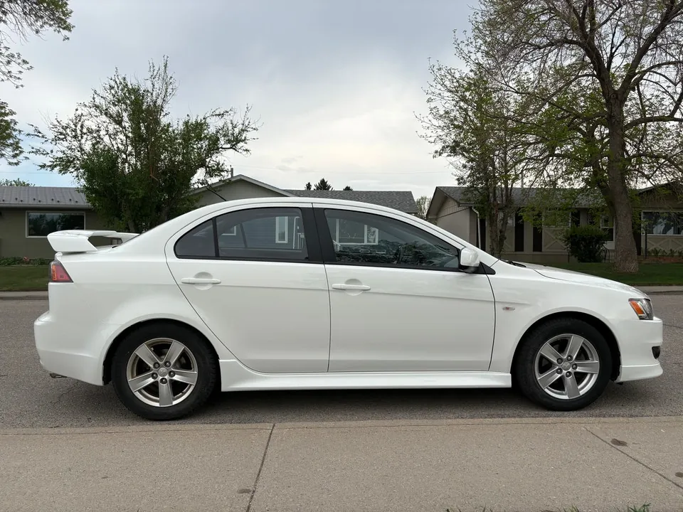 Mitsubishi Lancer 2013 photo 5
