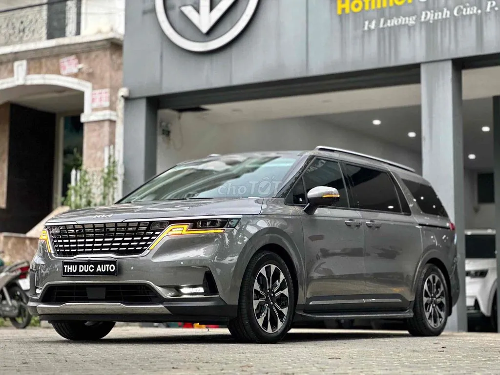 Kia Carnival 2024 photo 2
