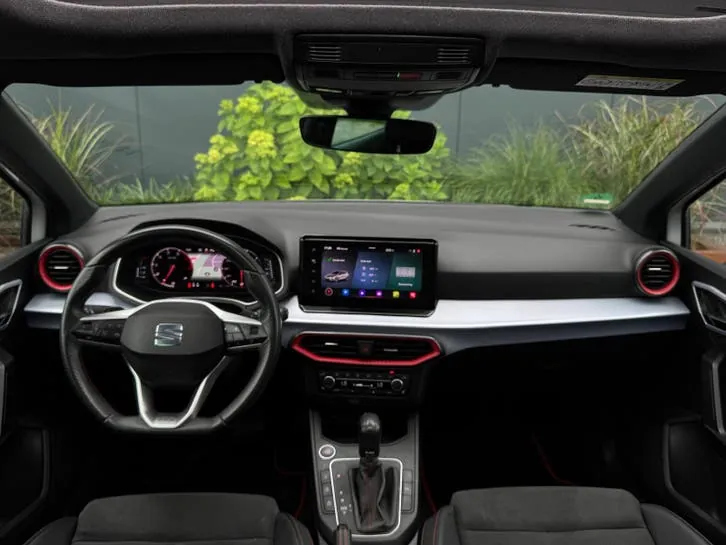 Seat Ibiza 2022 photo 2