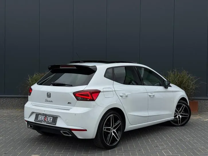 Seat Ibiza 2022 photo 3