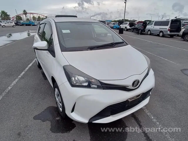 Toyota Vitz F