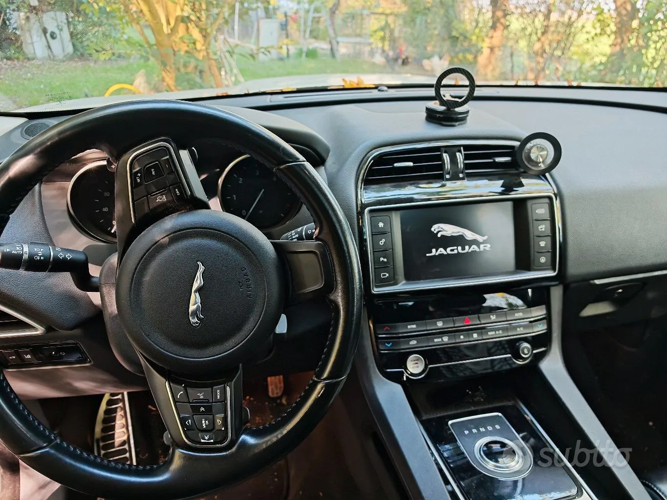 Jaguar F-Pace 2016 photo 5