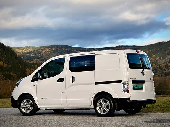Nissan E-Nv200 2020 photo 2