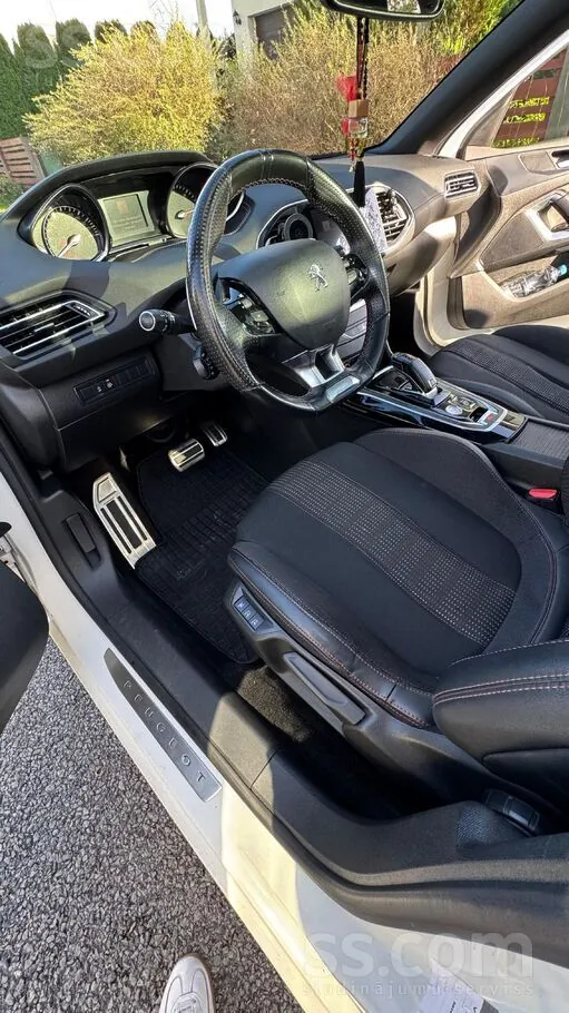 Peugeot 308 2019 photo 5