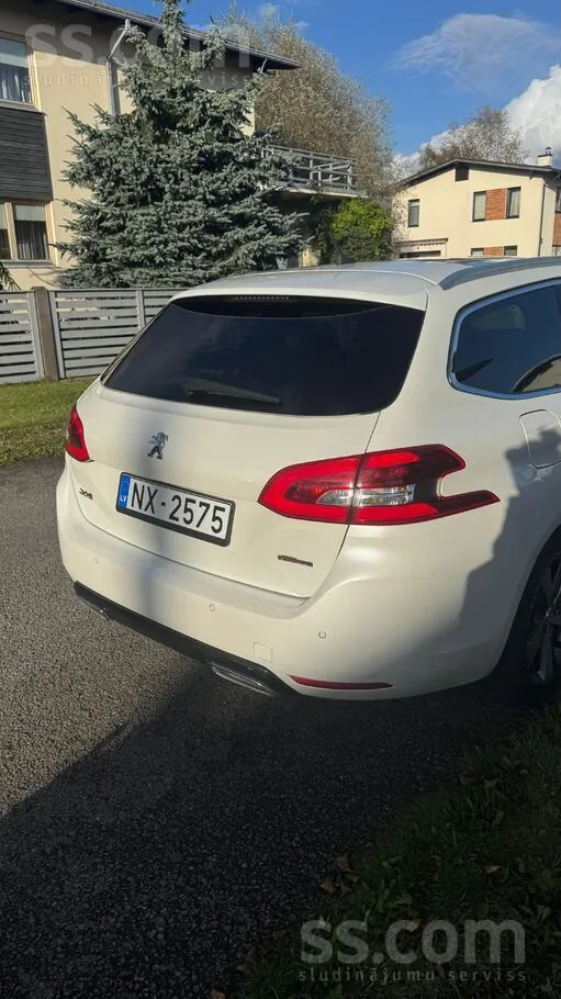 Peugeot 308 2019 photo 3