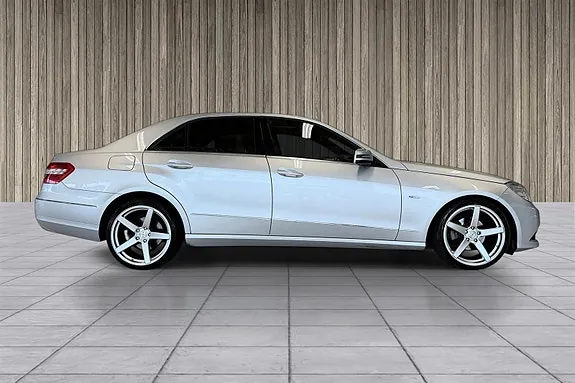 Mercedes-Benz E220 D 2009 photo 3