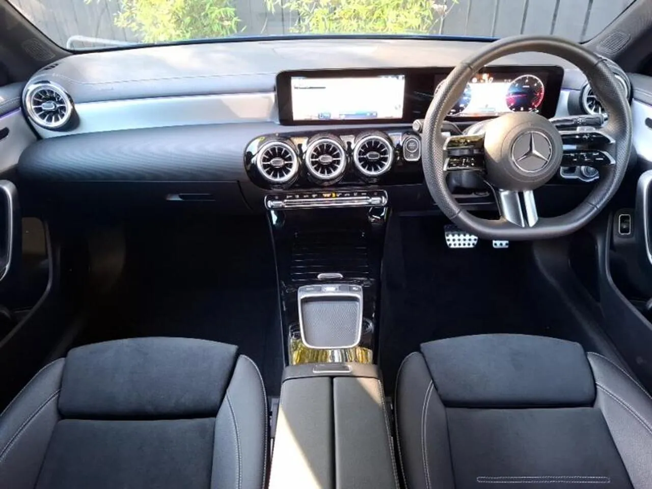 Mercedes-Benz Cla 2025 photo 3