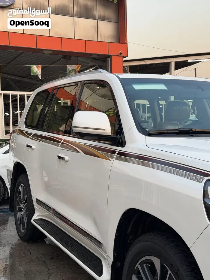 Toyota Land Cruiser 2020 photo 2