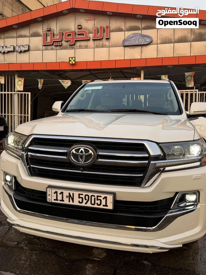 Toyota Land Cruiser