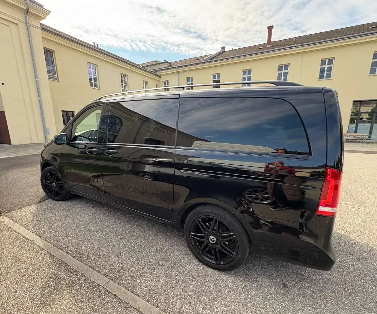 Mercedes-Benz V-Class 2021 photo 3