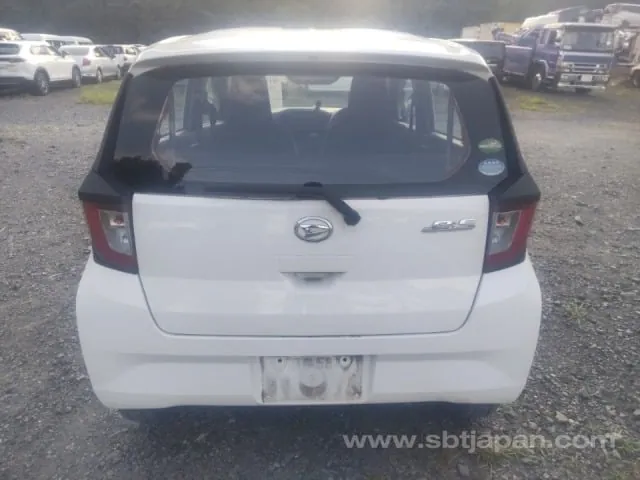 Daihatsu Mira 2017 photo 3