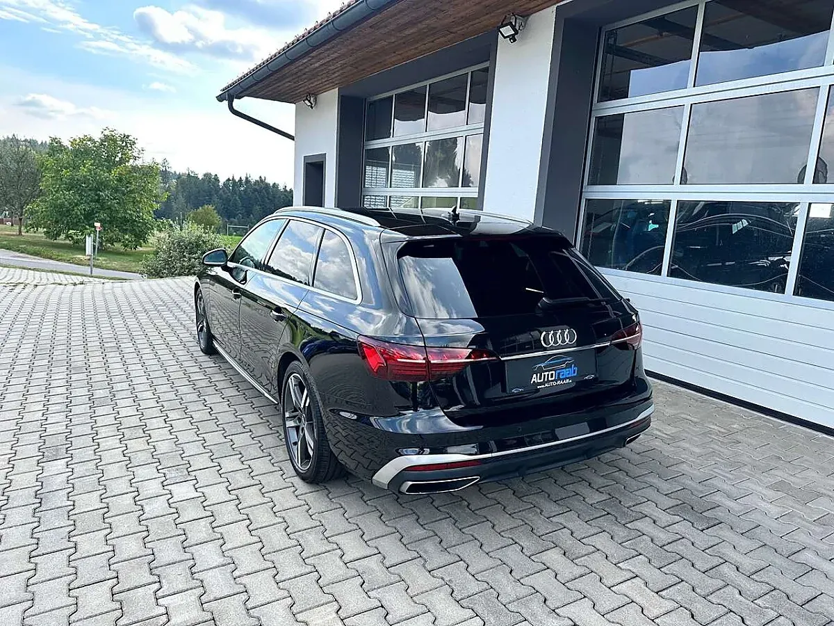 Audi A4 2022 photo 3