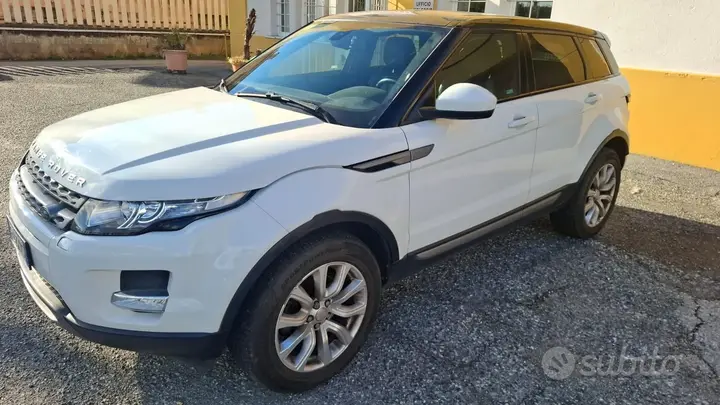 Land Rover Range Rover Evoque 2015 photo 2
