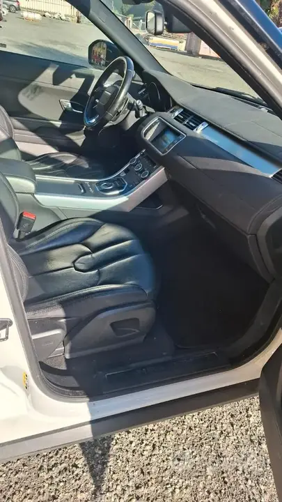 Land Rover Range Rover Evoque 2015 photo 5