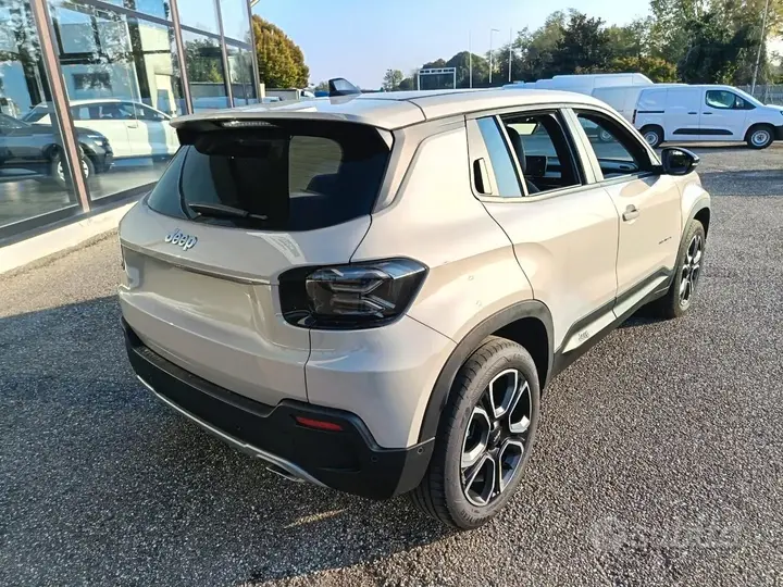 Jeep Avenger 2025 photo 4