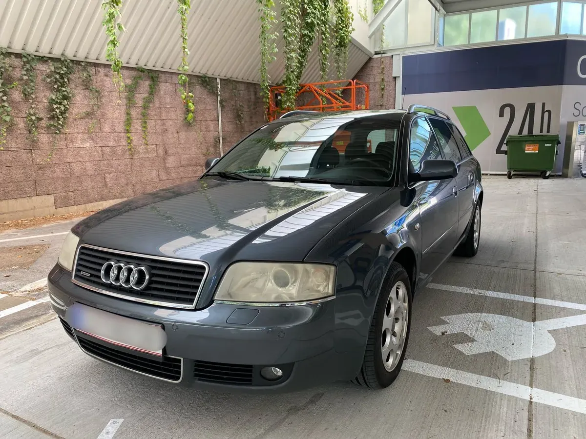 Audi A6 2001 photo 2