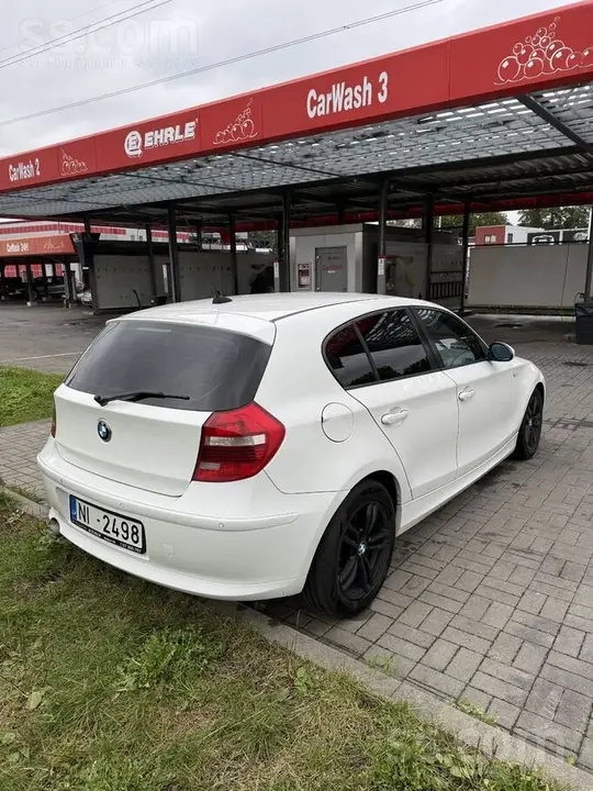 BMW 118D 2008 photo 4