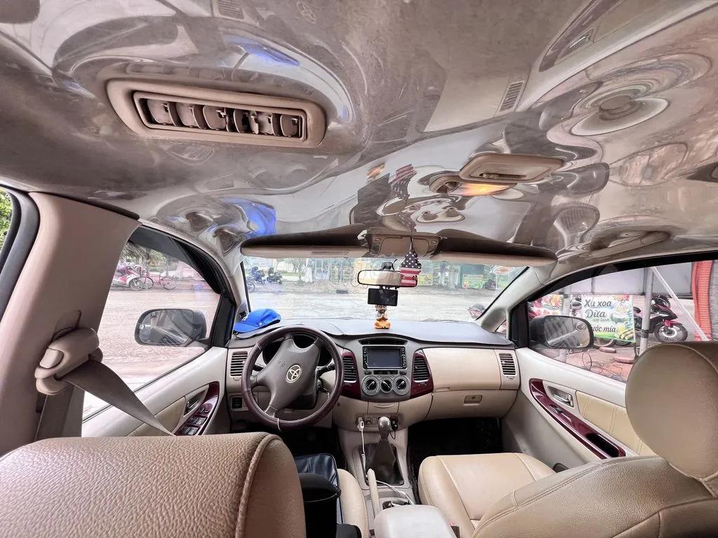 Toyota Innova 2006 photo 5