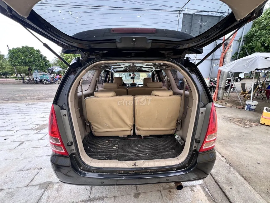 Toyota Innova 2006 photo 3