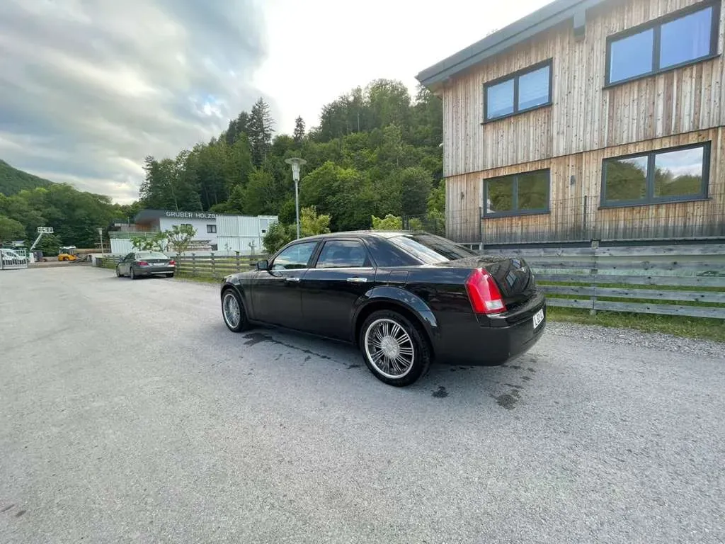 Chrysler 300 C 2007 photo 3