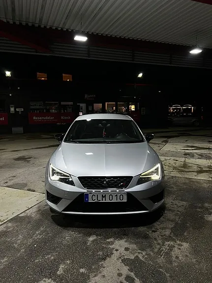 Seat Leon 2014 photo 2