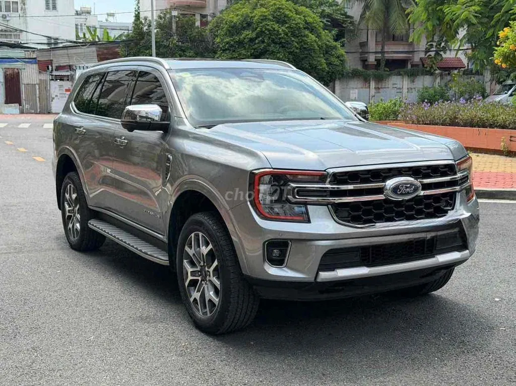 Ford Everest 2023 photo 3
