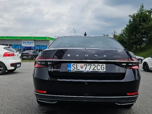 Skoda Superb 2022 photo 3