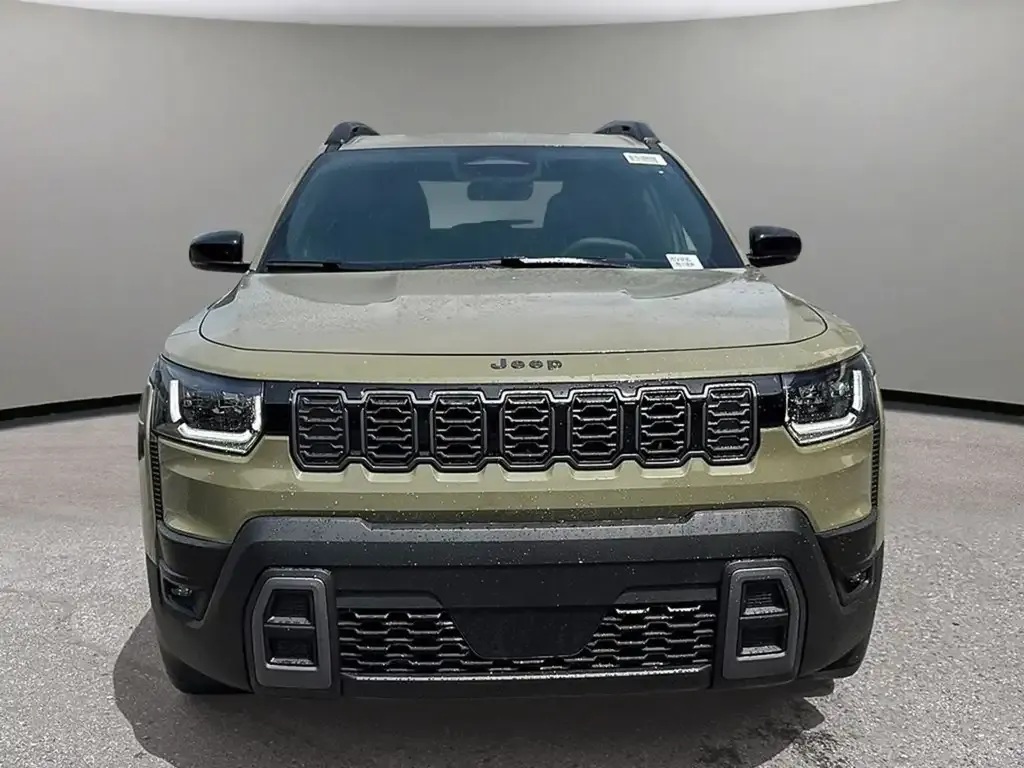 Jeep Cherokee 2026 photo 2
