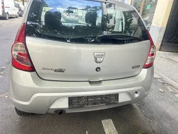 Dacia Sandero 2009 photo 3