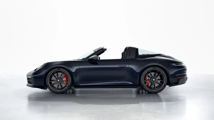 Porsche 911 photo 2