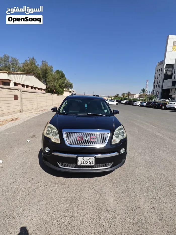 GMC Acadia 2011 photo 4