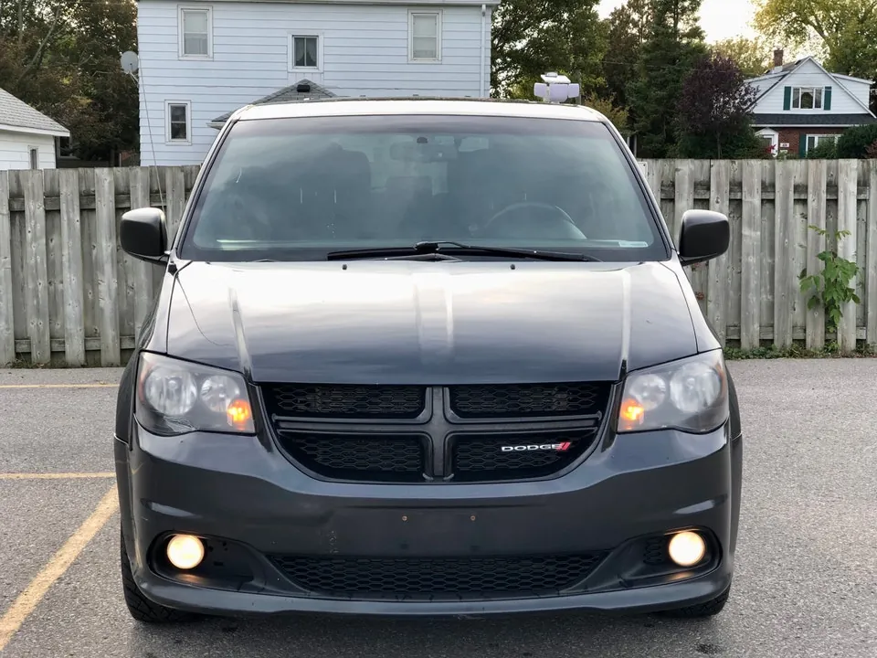 Dodge Grand Caravan 2014 photo 3
