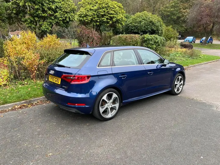 Audi A3 2015 photo 3