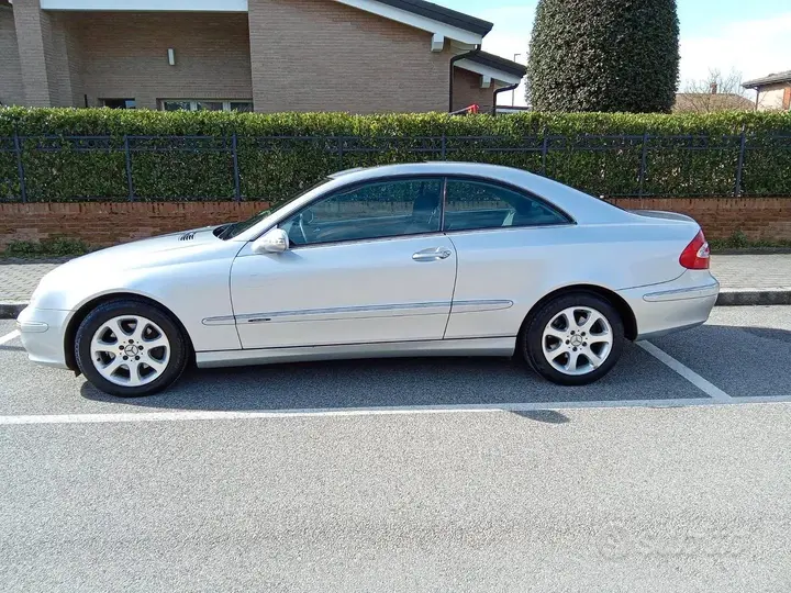 Mercedes-Benz Clk 320 2003 photo 2