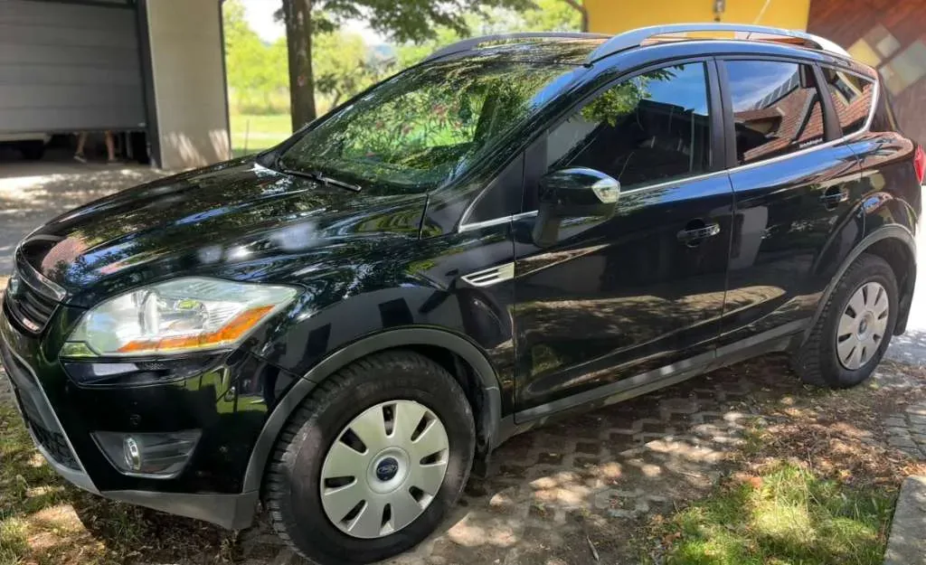 Ford Kuga 2012 photo 2