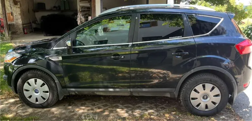 Ford Kuga 2012 photo 3