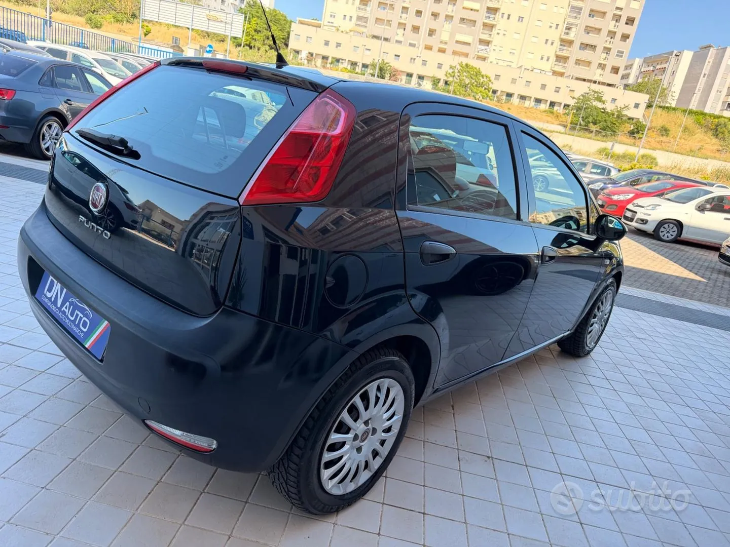 Fiat Punto 2015 photo 4